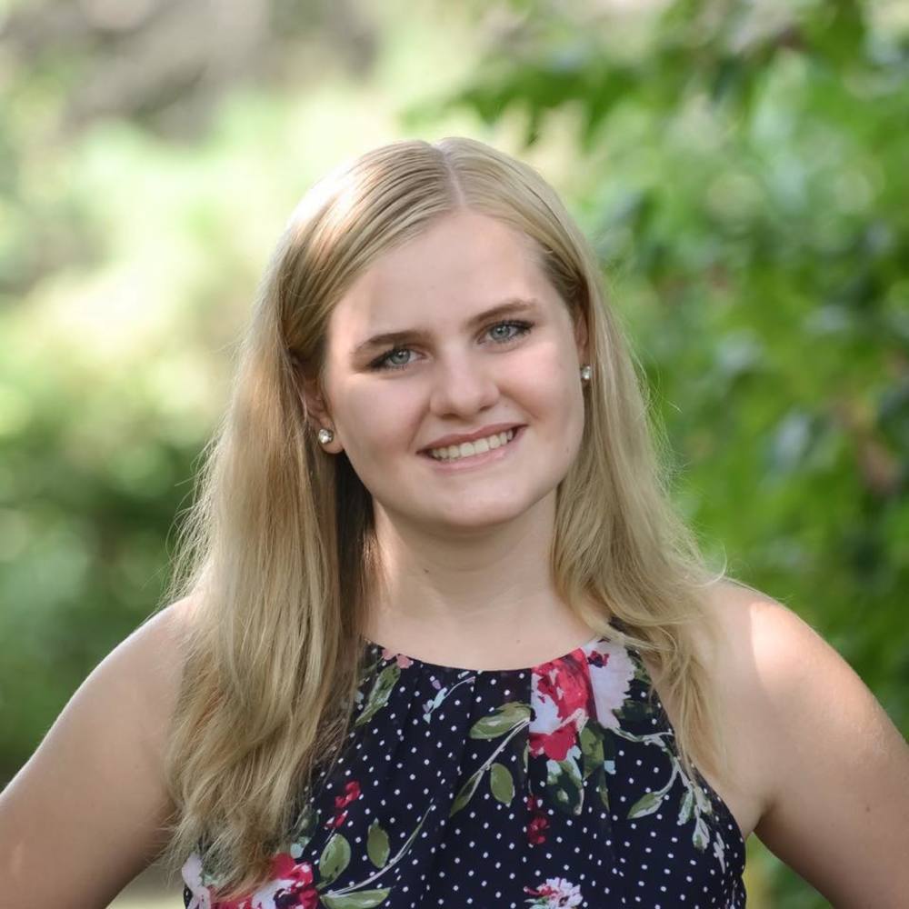 Meet your Posher, Emma